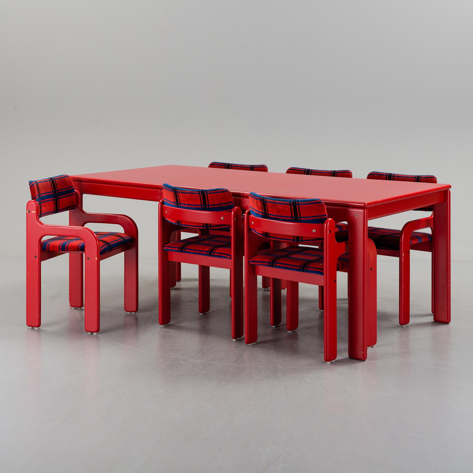 A table and six chairs 'Flamingo' by Eero Aarnio, Asko, Finland.