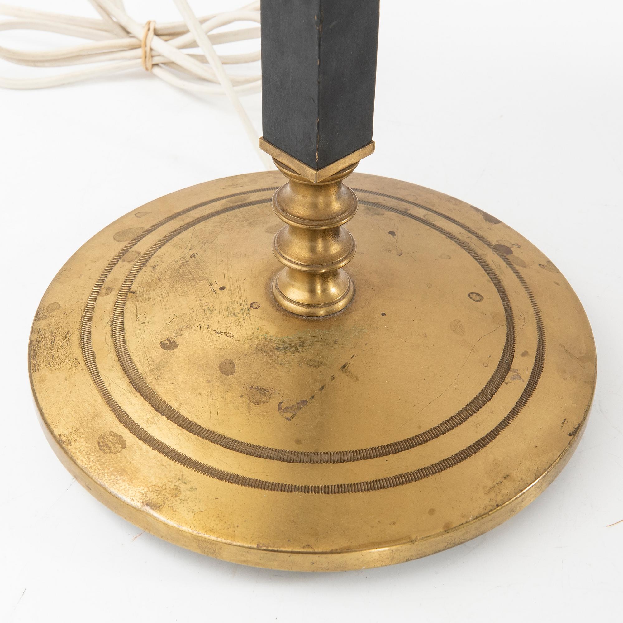 Harald Notini, Bordslampa, Böhlmarks lampfabrik, modell 6942.