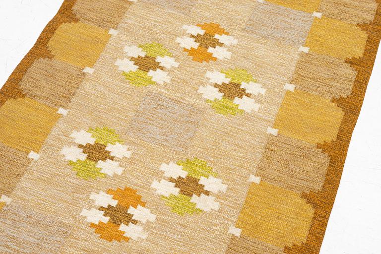 Ingegerd Silow, Rölakan rug signed IS, approx. 206 x 136 cm.