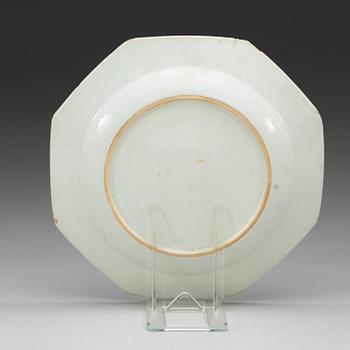 A set of 12 blue and white dinner plates, Qing dynasty, Qianlong (1736-95).
