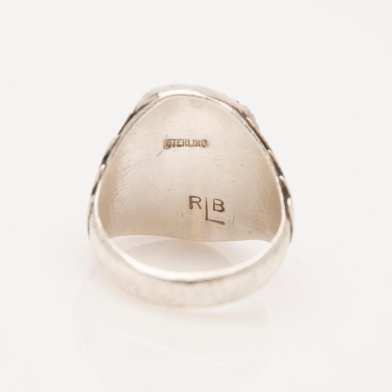 Collier med hänge och ring, sterling silver fattade med turkoser.