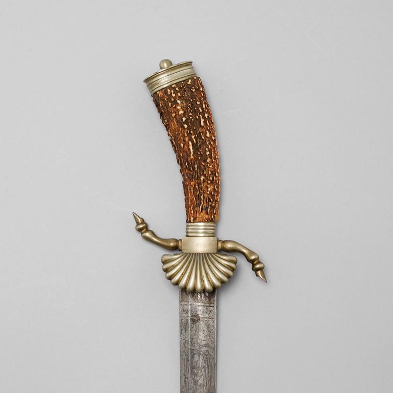 A hunting dagger, 19th century.