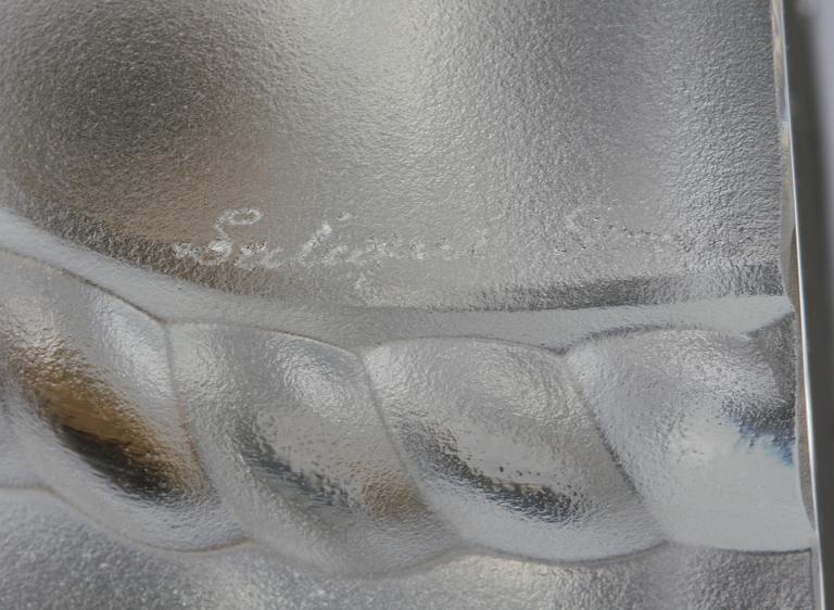 VÄGGARMATUR, glas, märkt Lalique France, 50/60-tal.