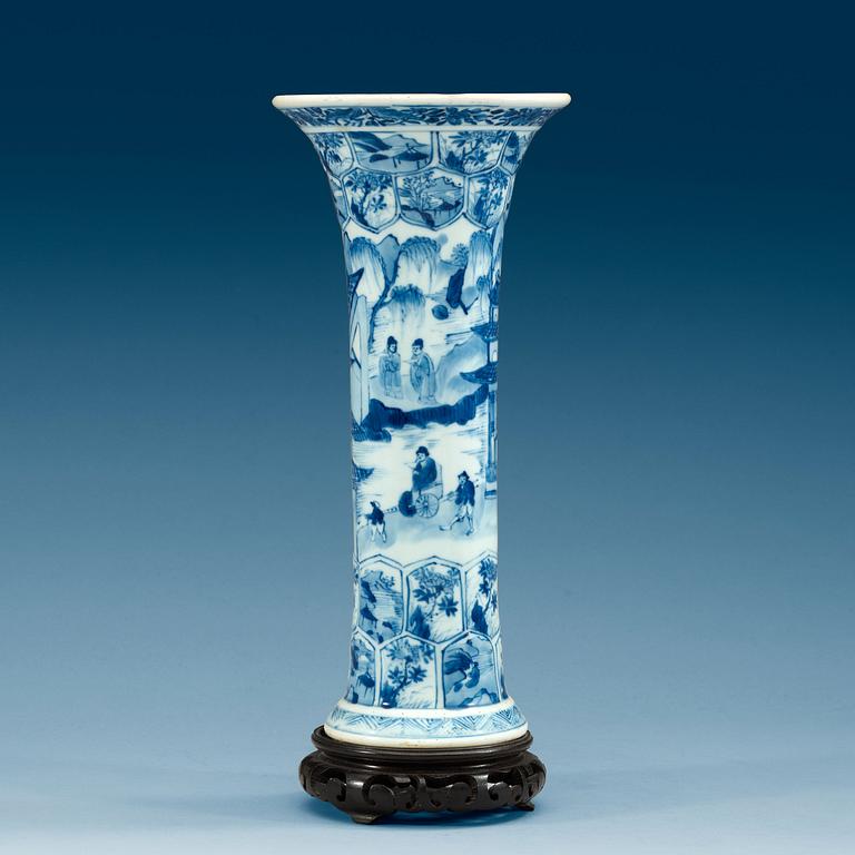 A blue and white Gu shaped vase, Qing dynasty, Kangxi (1662-1722).