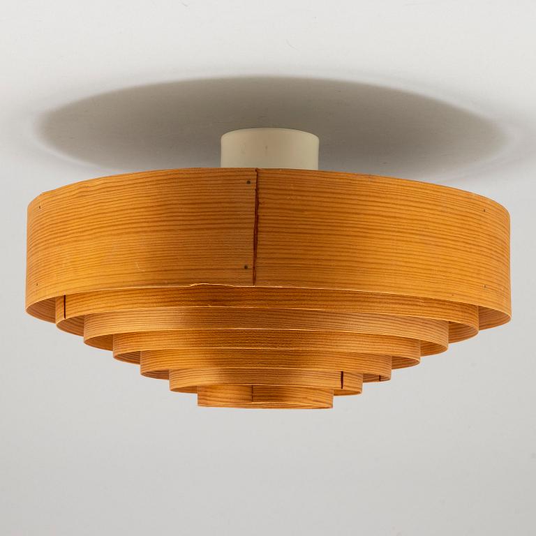 HANS-AGNE JAKOBSSON, a pinewood ceiling lamp, from AB Ellysett Markaryd, second half of the 20th century.