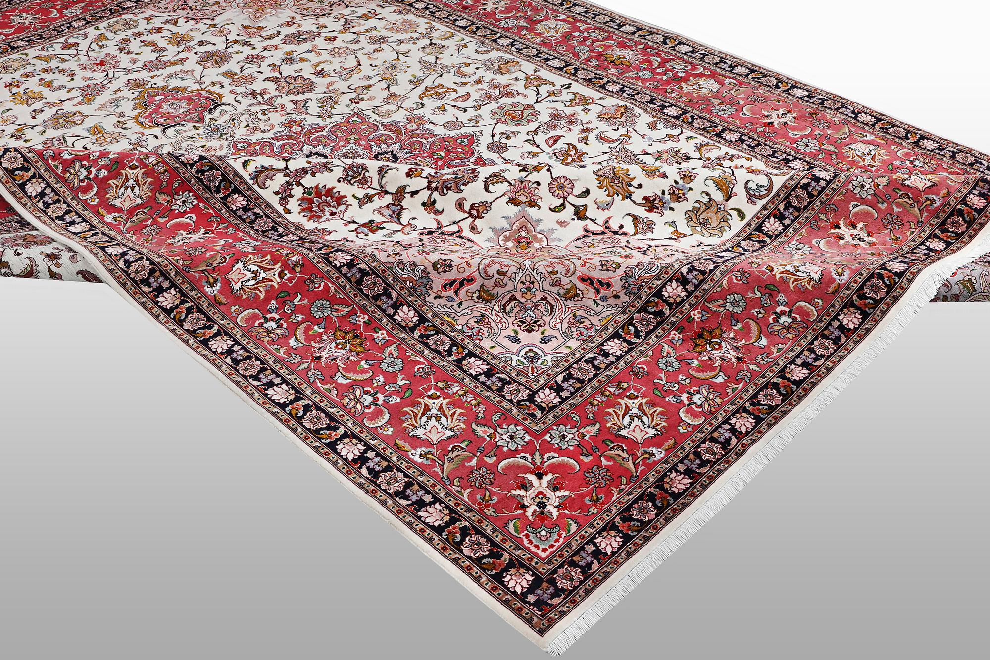 Matta, Täbriz part silk, 60 Raj, ca 355 X 254 cm.