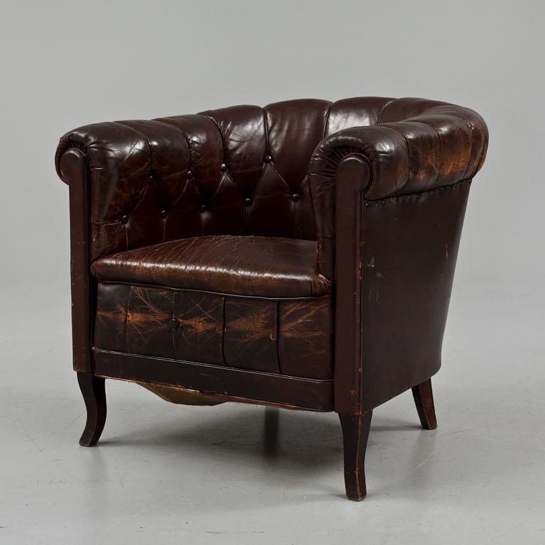 CLUBFÅTÖLJ, 1900-talets första hälft.