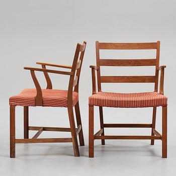 HANS J WEGNER, karmstolar 1 par, modell "142", FDB Møbler, Danmark 1940-tal.