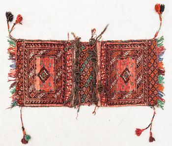 Sadelväska, semiantik Baluch, ca 89 x 39 cm.