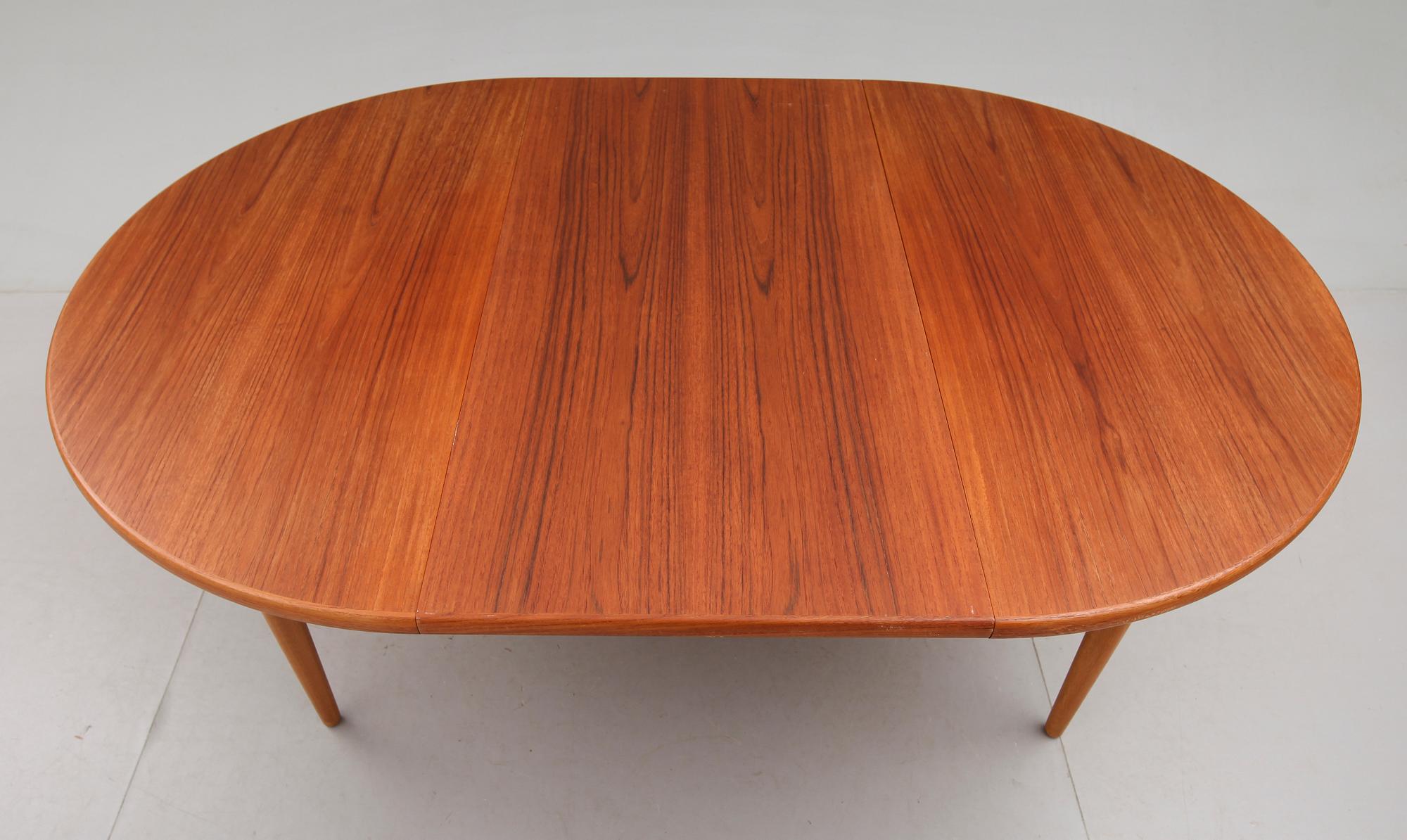 MATBORD, 1900-talets andra hälft, JOC Möbler, Vetlanda.