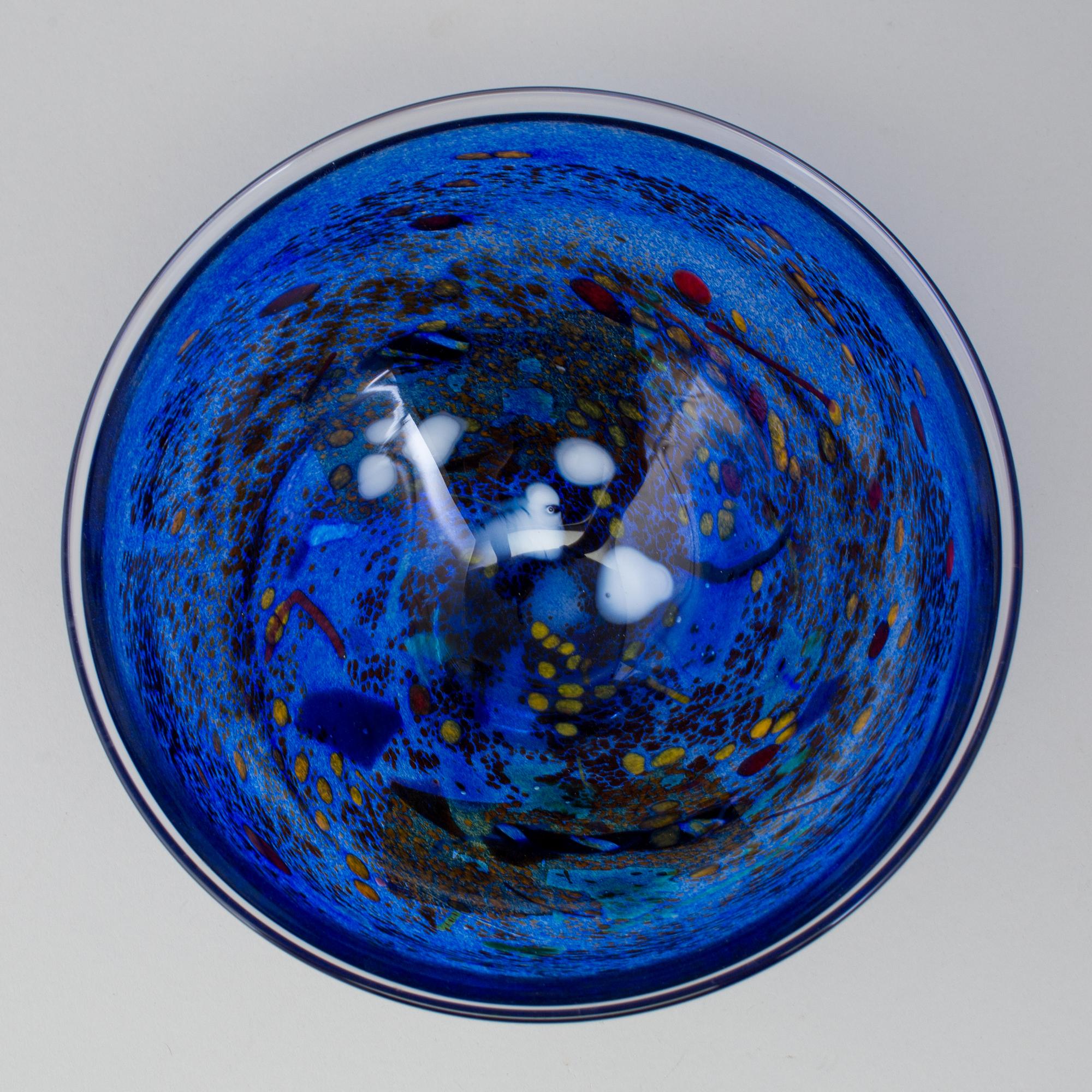 BERTIL VALLIEN, skål, glas, "Satellite", Kosta Boda, signerad.