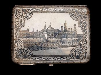 CIGARETTETUI, silver. Moskva 1908-17.