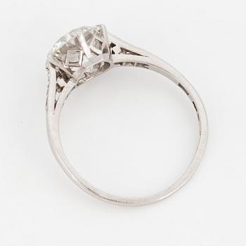 A circa 2 ct diamond ring.