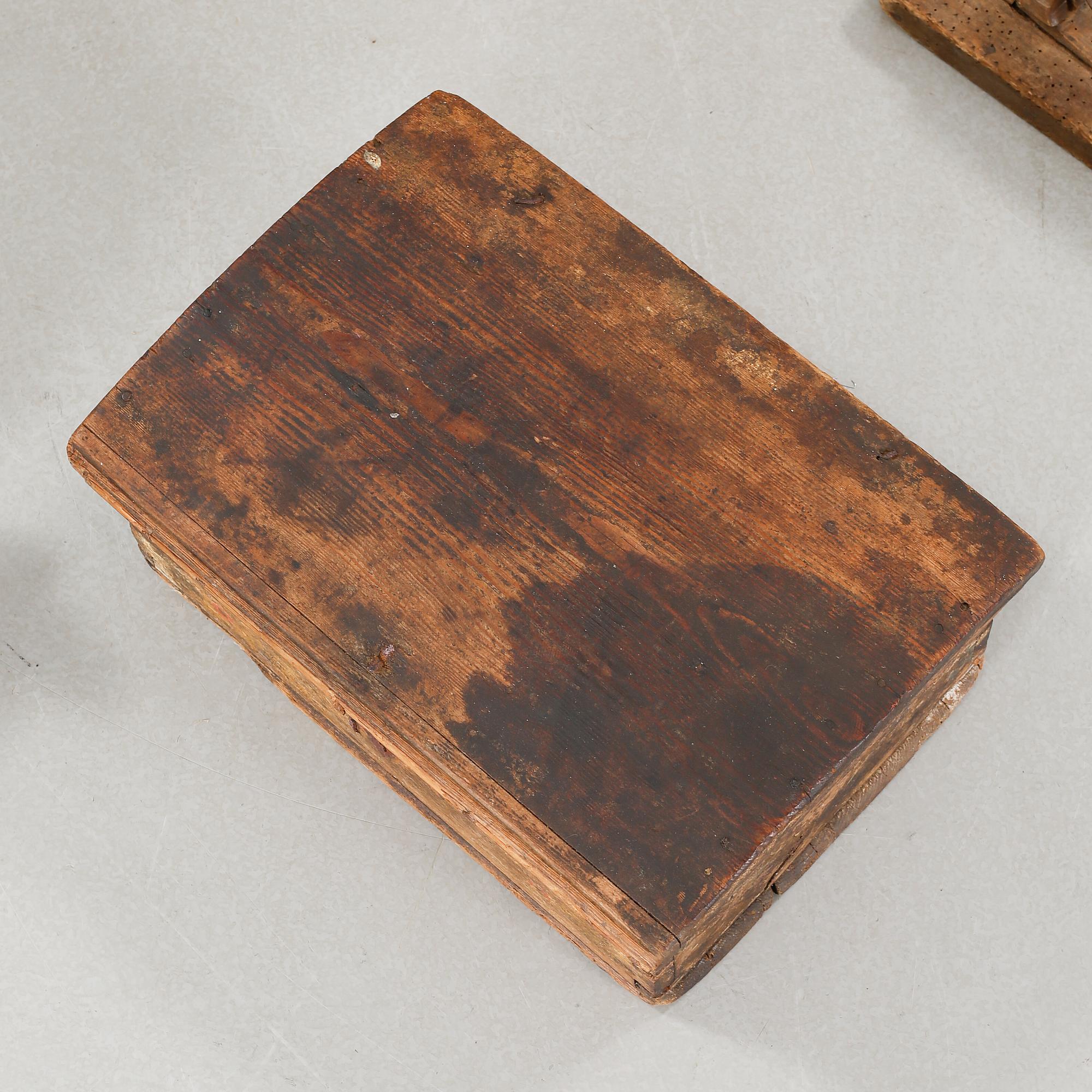 Four handicrrafted items from the 19th century.