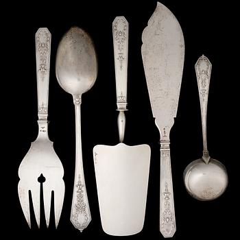 SERVING CUTTLERY 5 PIECES, silver, Fabergé, Moscow early 20th century, total weight 778 g.