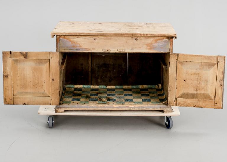 SKÄNK/DISKBÄNK, 1800-tal.