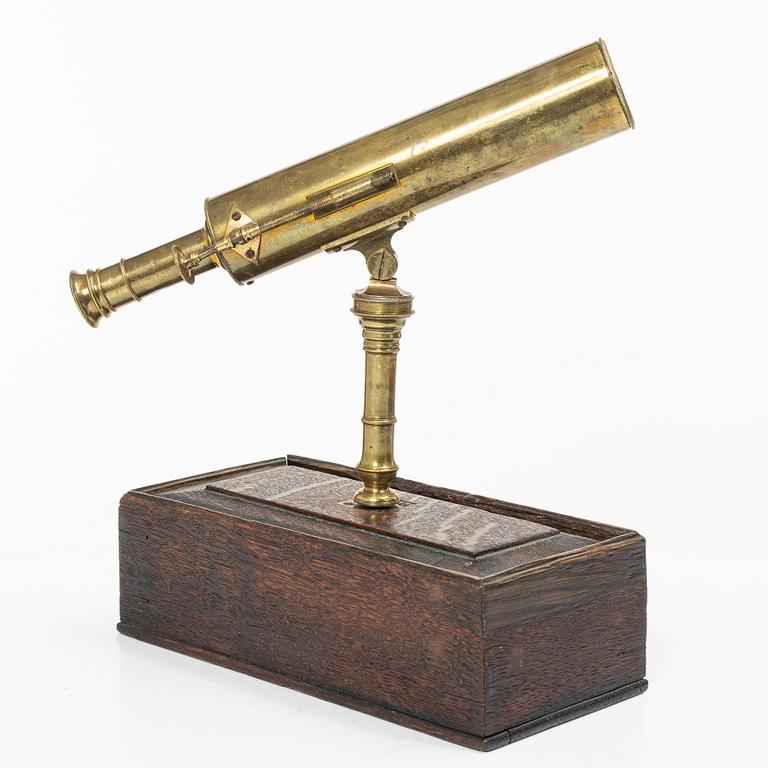 Mirror telescope, England, mid-18th century.
