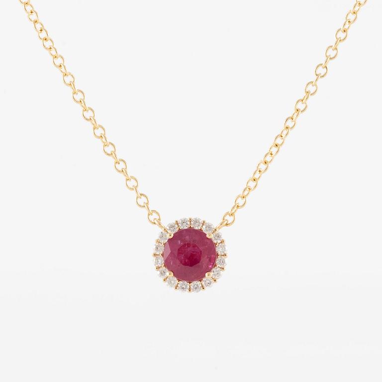 Necklace 18K gold with ruby and brilliant-cut diamonds.