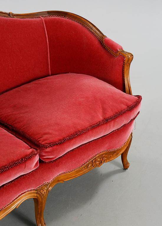A sofa in the style of rococo by Lani, Malmö, second half of the 20th century.