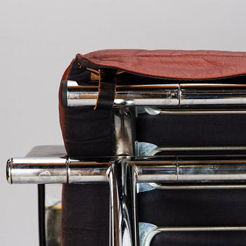 YRJÖ KUKKAPURO, A pair of late 1900s open armchairs, "Remmi" Avarte.