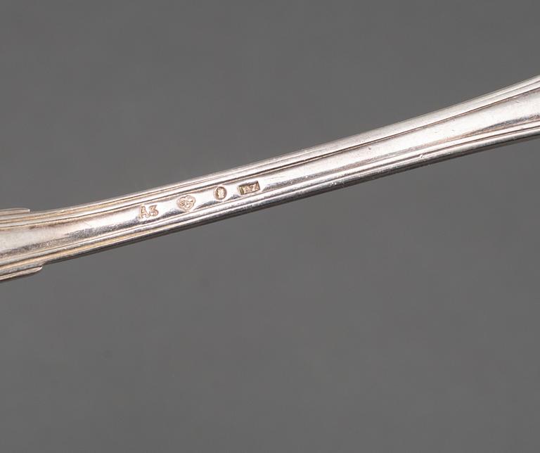 A Swedish early 19th century silver sauce spoon, mark of Pehr Zethelius, Stockholm 1807.