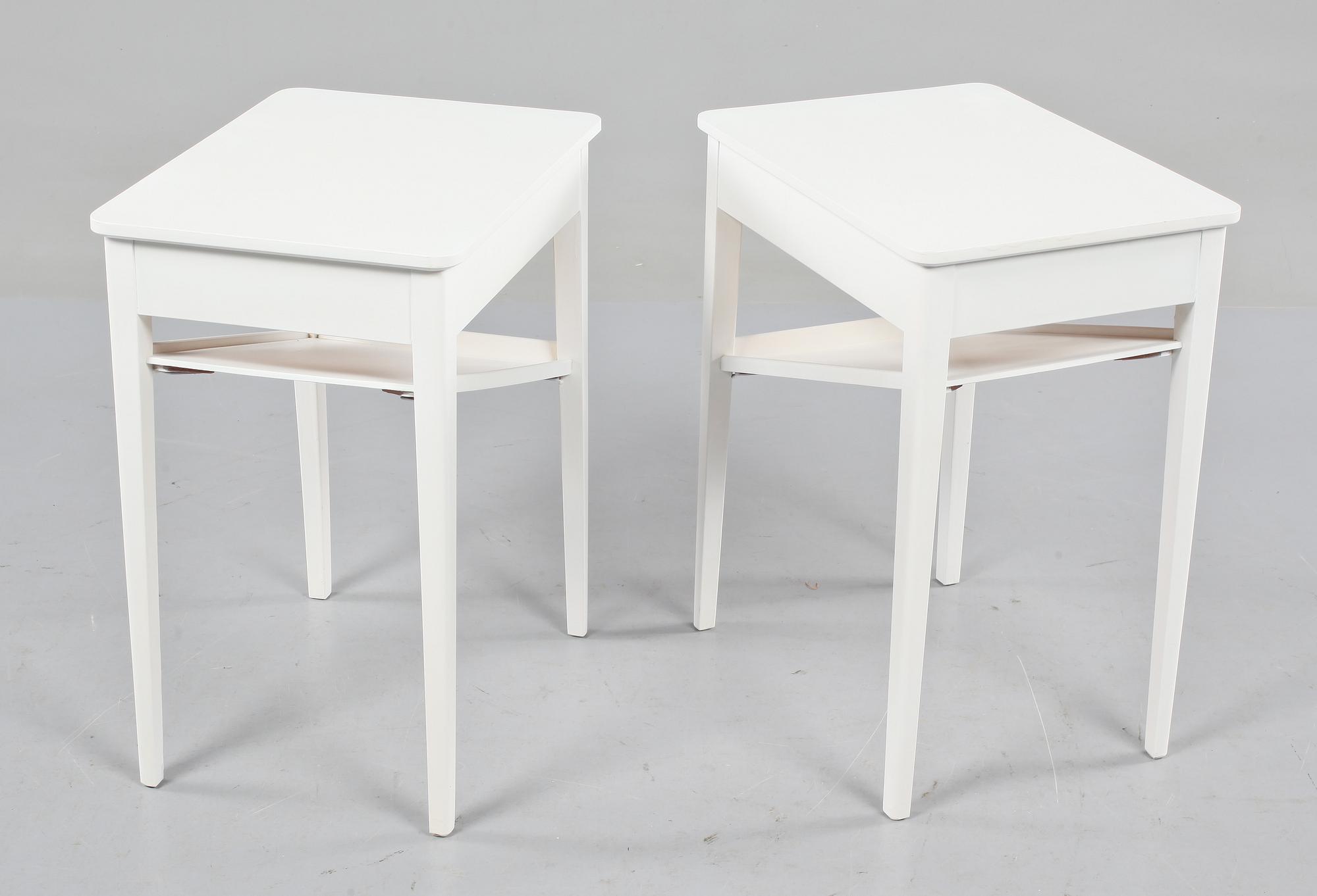 SÄNGBORD, ett par, 1900-talets andra hälft.