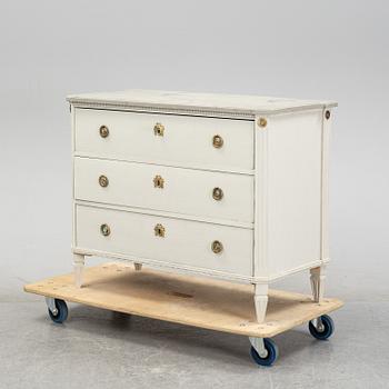 A painted Swedish late Gustavian-style chest of drawers, 19th century.