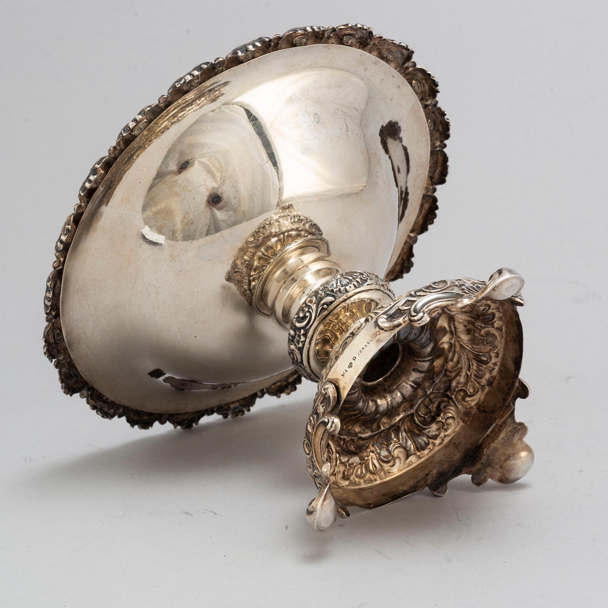 Fredrik & Wilhelm Zethelius, skål/tazza, silver, Stockholm 1842. Nyrokoko.