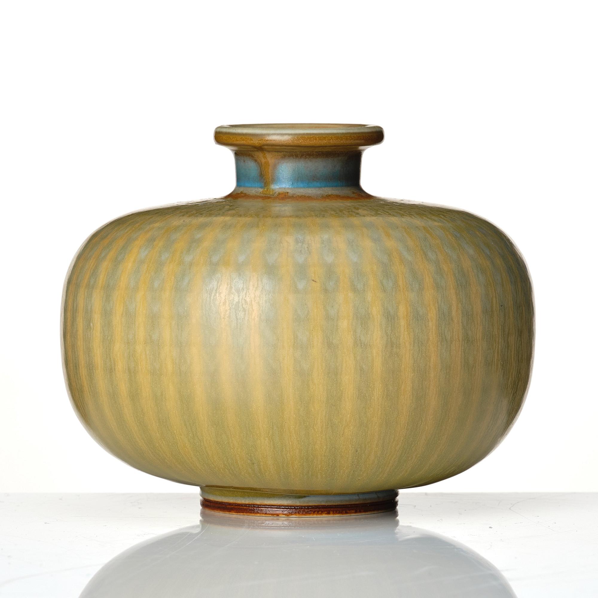 Berndt Friberg, a stoneware vase, Gustavsberg studio, Sweden 1967.