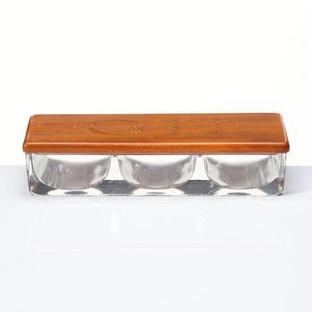 Otto Schulz, a lidded box, Boet, Gothenburg, 1930-40s.