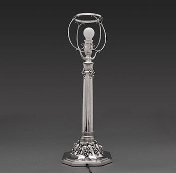 Evald Nielsen, an 830/1000 silver table lamp, Copenhagen 1927.