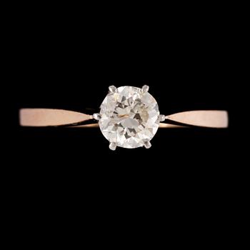 RING, 18k guld och vitguld med briljantsliapd diamant ca 0.77 ct, Carl Hoff, Helsingborg. Vikt 2 g.