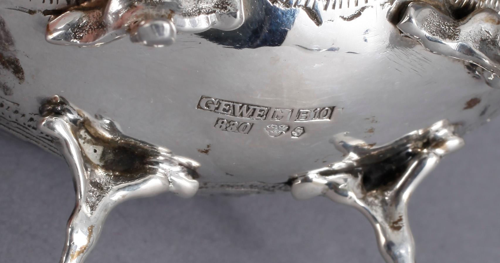 SKÅL SAMT SET FÖR SOCKER OCH GRÄDDE, silver, GAB, 1935 resp GEWE, 1957-1976. Tot ca 540 gram.