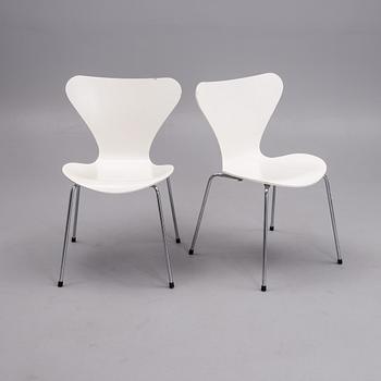 STOLAR, 4 ST, "Sjuan", Arne Jacobsen, Fritz Hansen, Danmark, 1980-tal.