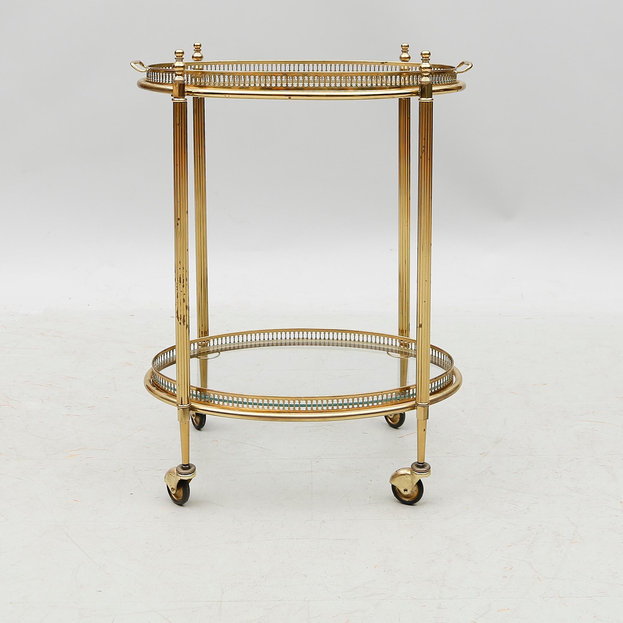 SERVERINGSVAGN, 1900-talets andra hälft.