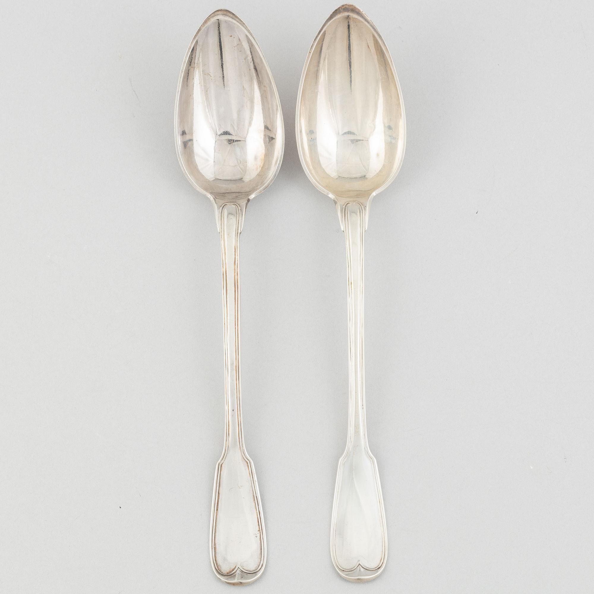 A pair of French silver serving spoons, Paris 1809-19.
