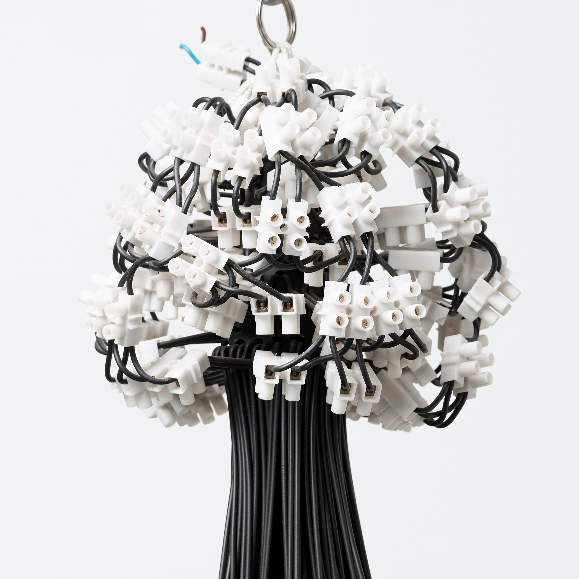 A Rody Graumans '85 lamps' chandelier, Droog Design, Holland.