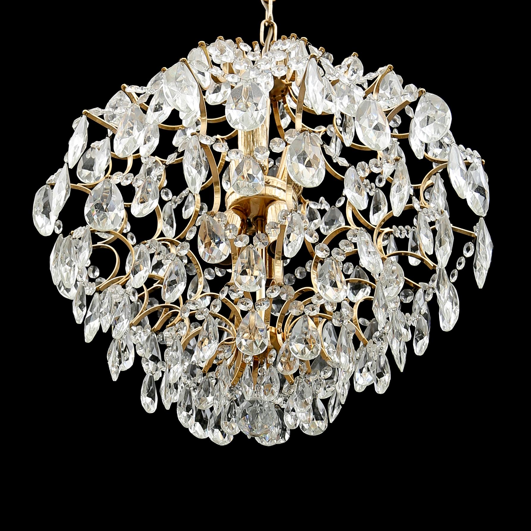 TAKLAMPA, sent 1900-tal. Höjd ca 50 cm.