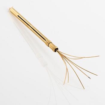 Champagne whisk 18K gold.
