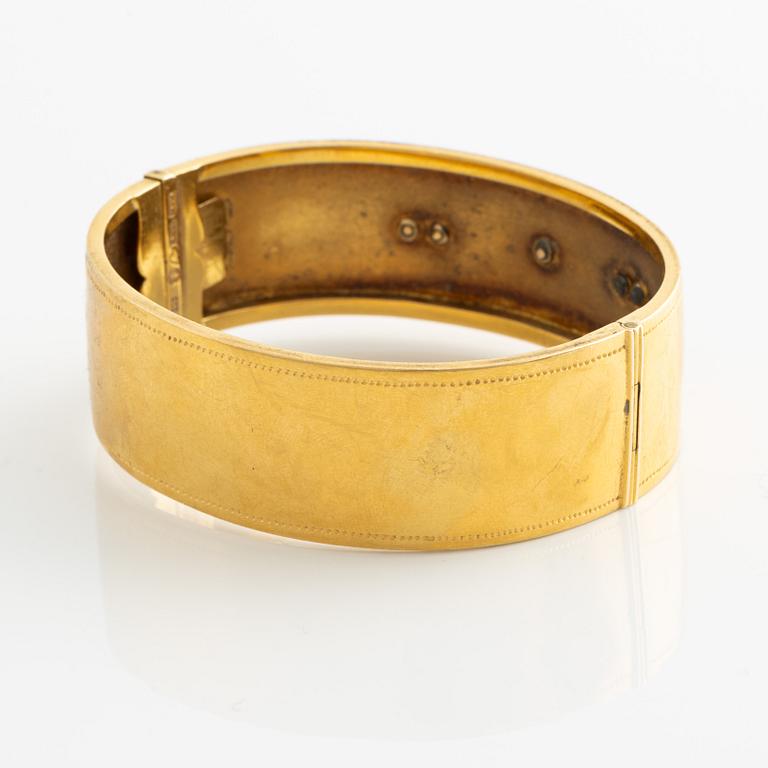 Armring, 18K guld med pärlor, 1800-tal.