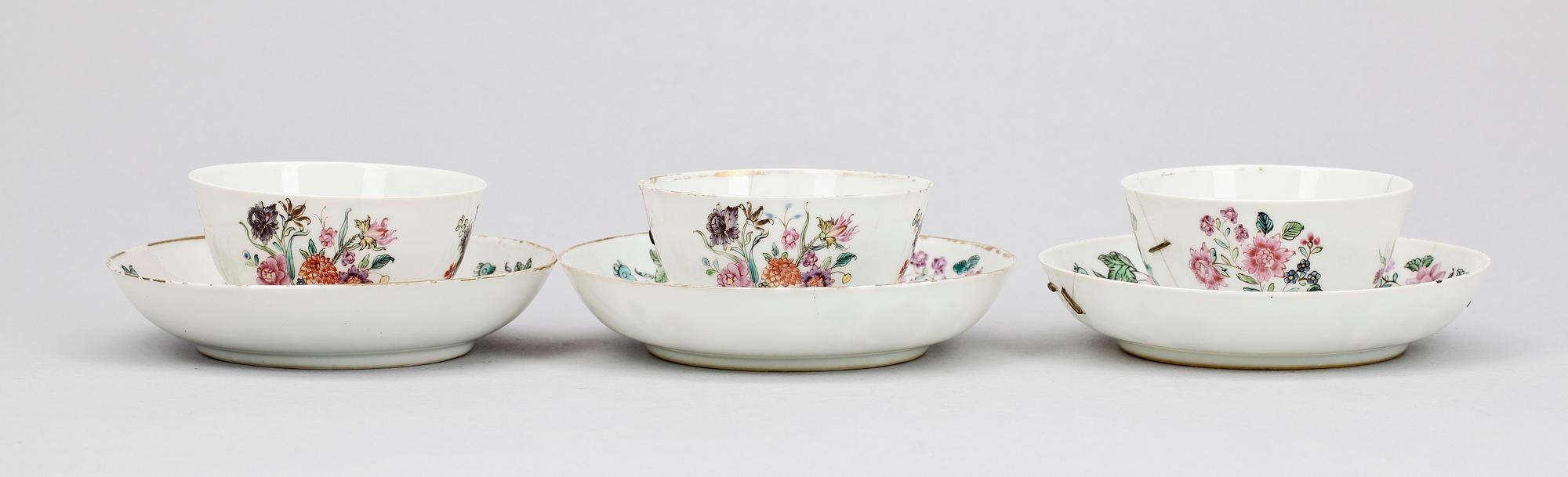 KOPPAR med FAT, 3 st, porslin. Qing dynastin, Qianlong (1736-95).