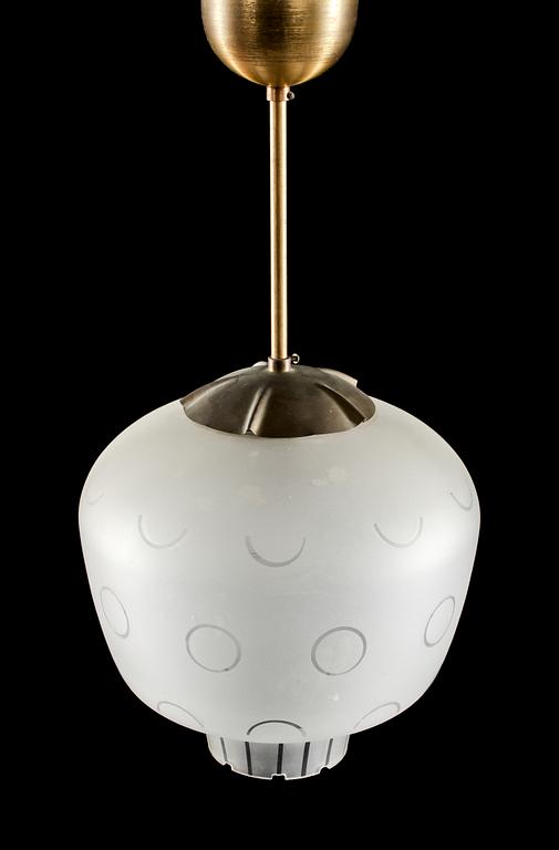 TAKLAMPA, omkring 1900-talets mitt. Höjd 50 cm.