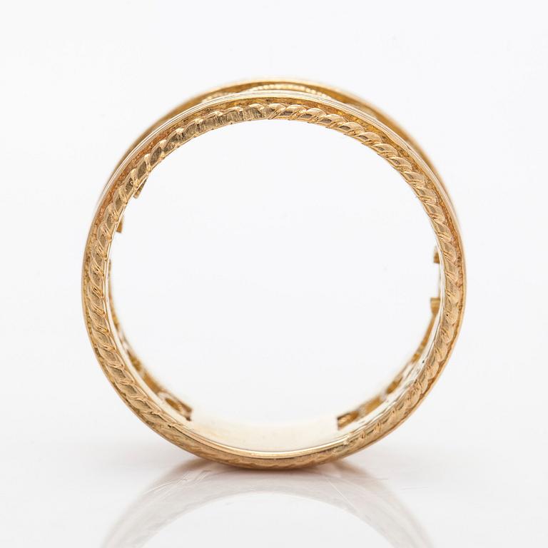 Kalevala Koru, an 18K gold 'Filigree' ring, Helsinki 2001.