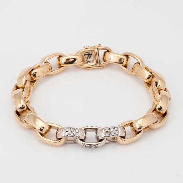 A brilliant-cut diamond bracelet.