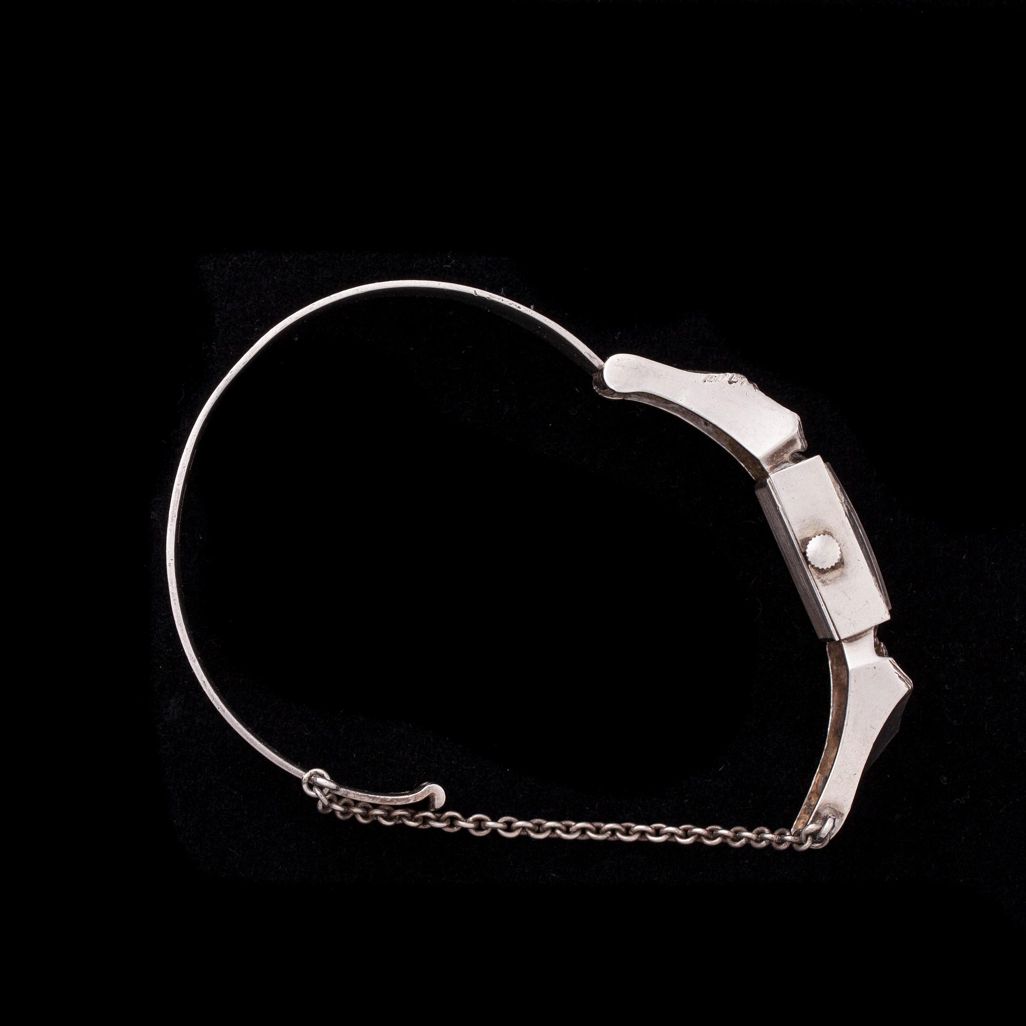 ARMBANDSUR, sterling silver, Matti Hyvärinen, Sirokoru, Åbo 1975.