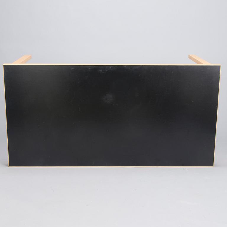 ALVAR AALTO, a late 20th century  '81A', table for Artek.