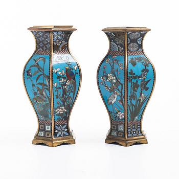 A pair of Japanese cloisonné hexagonal vases, Meiji (1868-1912).