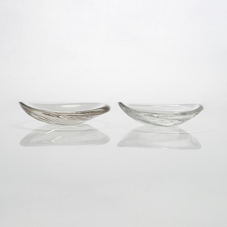 Tapio Wirkkala, two 1950s glass bowls, signed Tapio Wirkkala - Iittala.