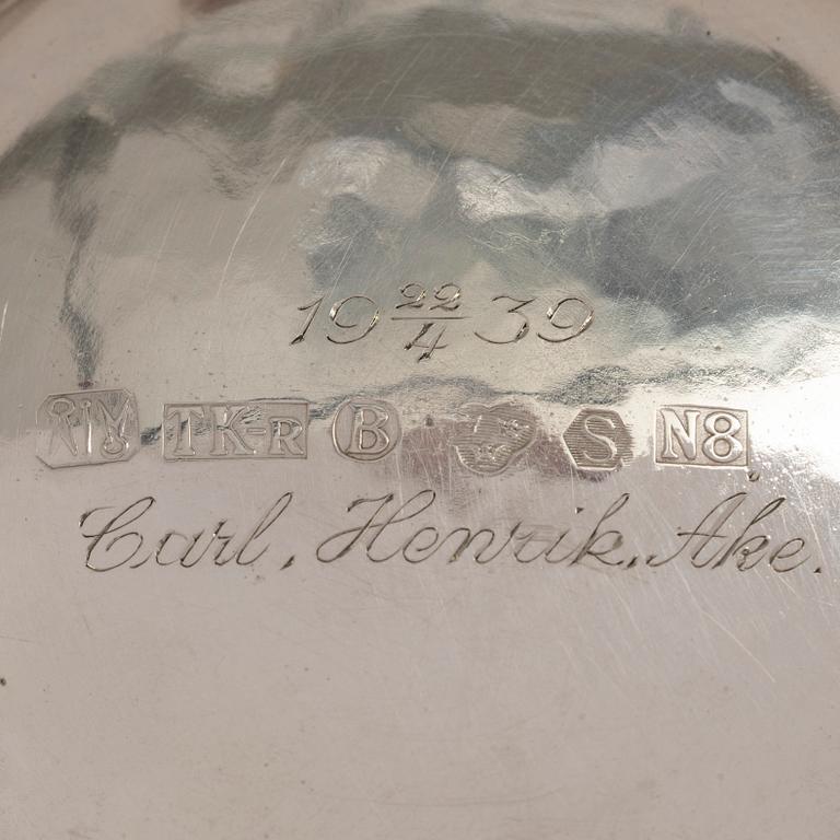 Tore Kullander, a silver bowl with handles, Borås, 1939.