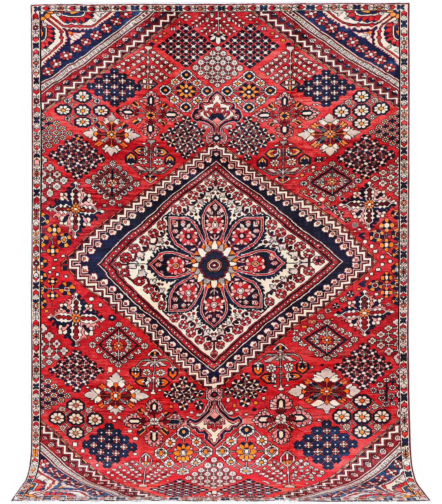 A Bakhtiari, c. 340 x 226 cm.